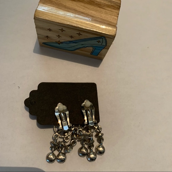 Vintage Sparkly Statement Silver Drop Earrings - Picture 4 of 11